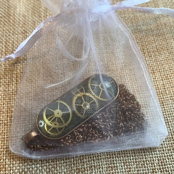 Hand Crafted Real Vintage Pocket Watch Gears Necklace Handmade - Picture 8 of 8